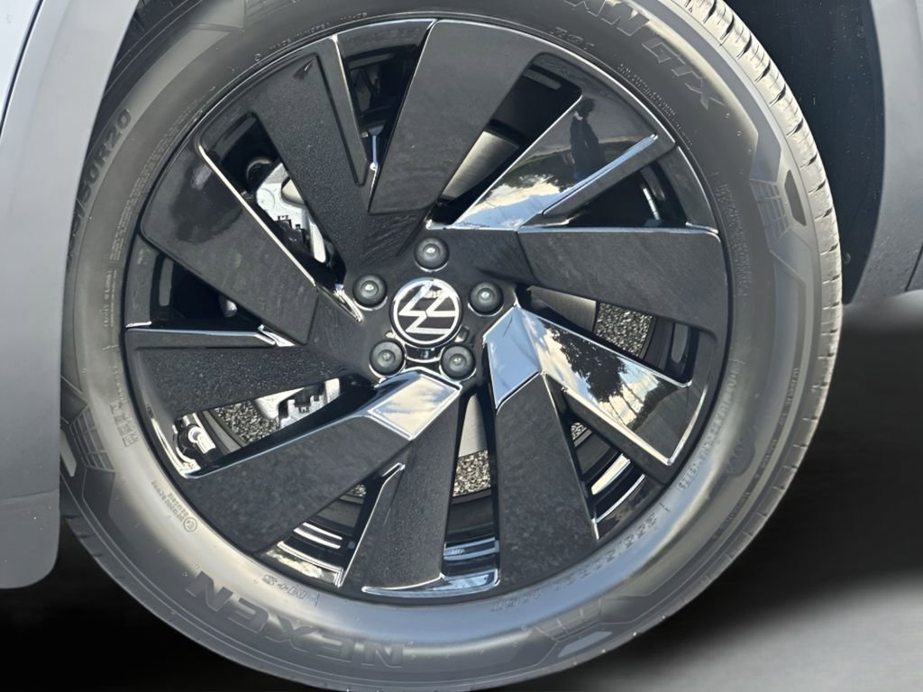 New 2026 Volkswagen Atlas SE FWD image 10