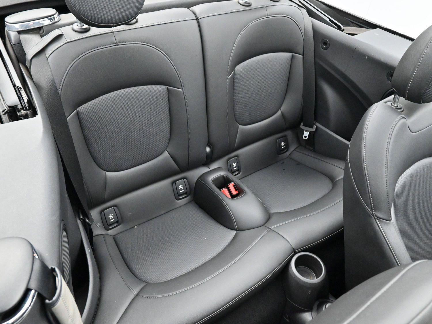 Used 2019 MINI Cooper S image 29