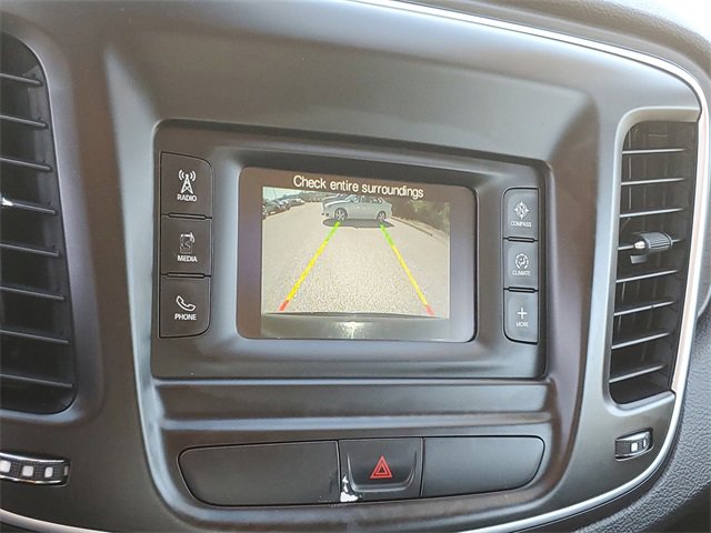 Used 2016 Chrysler 200 Limited w/ Convenience Group image 19