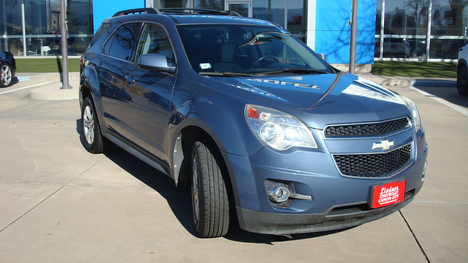 Used 2011 Chevrolet Equinox LT w/ Cargo Management Package AWD/4WD image 3
