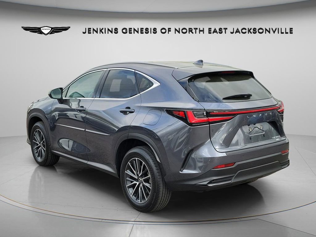 Used 2024 Lexus NX 350h AWD w/ Vision Package image 10
