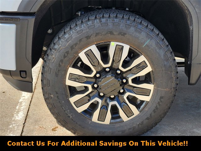 New 2026 GMC Sierra 2500 Denali Ultimate w/ LPO, Black Badging Package image 7