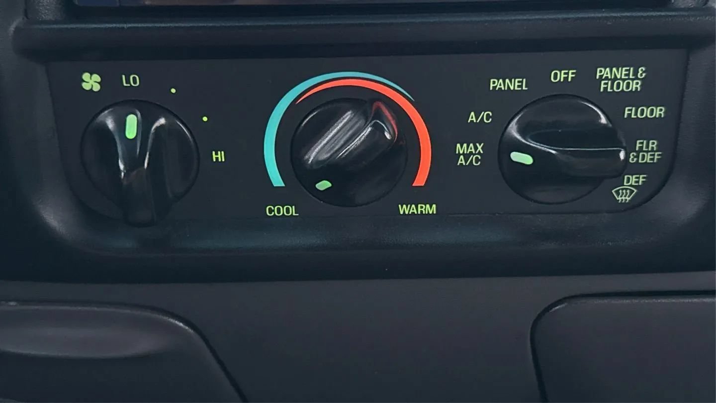 Used 2001 Ford F150 Lightning RWD image 20