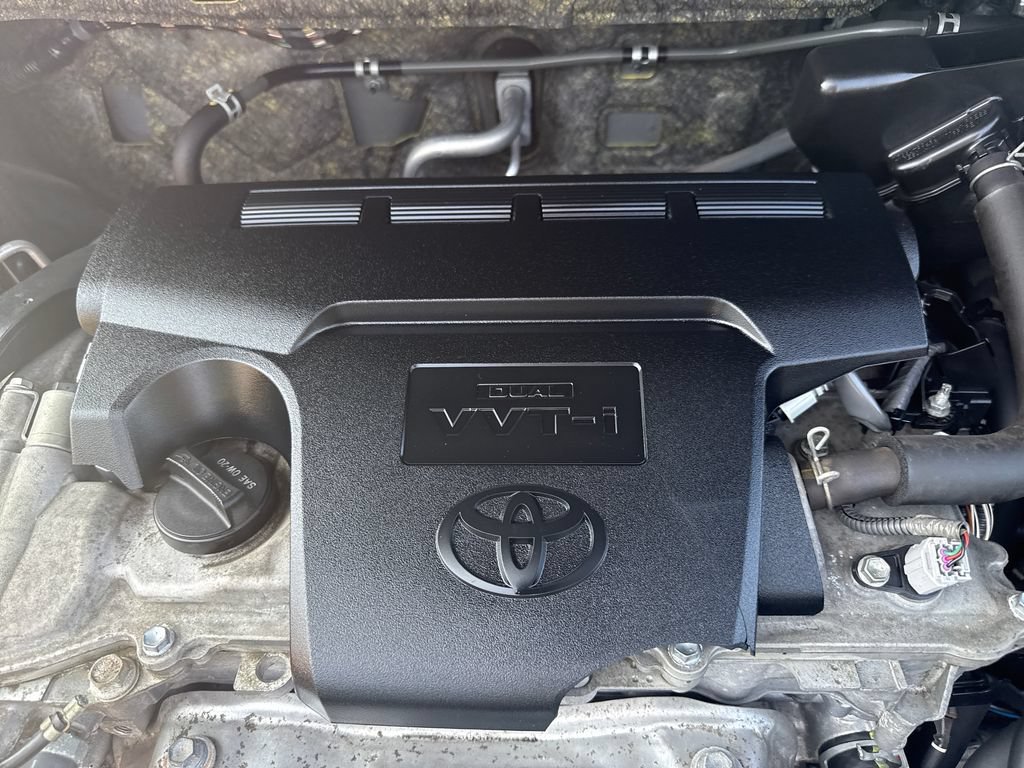 Used 2017 Toyota RAV4 XLE FWD image 36
