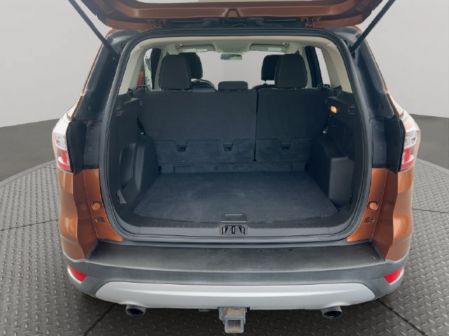 Used 2017 Ford Escape SE AWD/4WD image 26