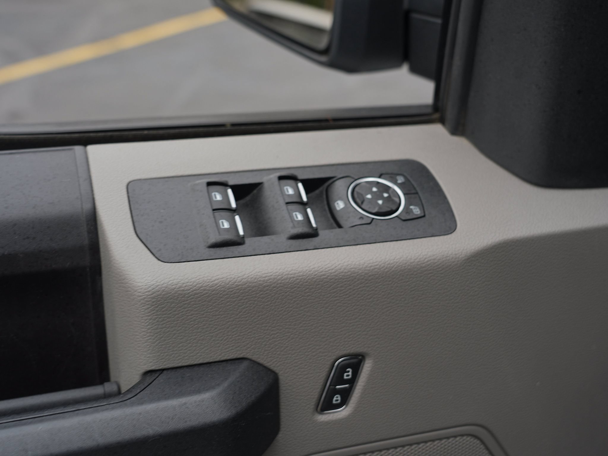Used 2018 Ford F150 XL w/ XL Power Equipment Group AWD/4WD image 18