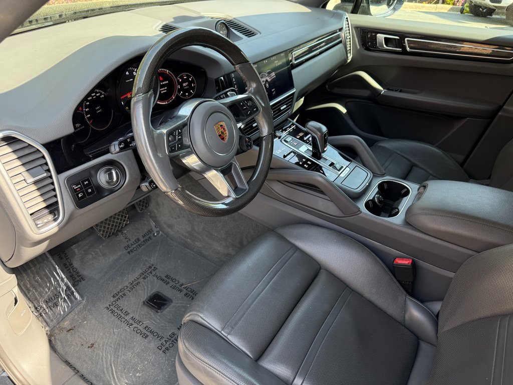 Used 2020 Porsche Cayenne image 21