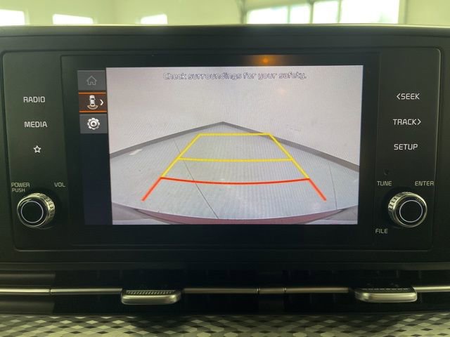 Used 2024 Kia Carnival LX image 41