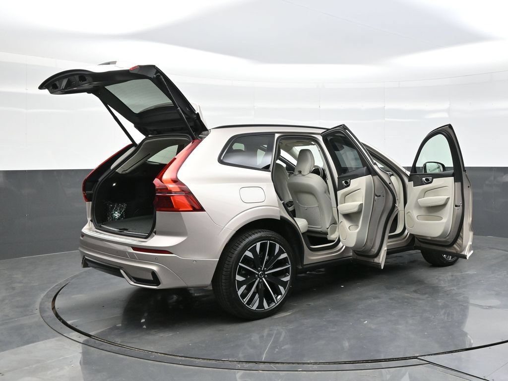 New 2026 Volvo XC60 B5 Ultra w/ Protection Package Premier AWD/4WD image 51