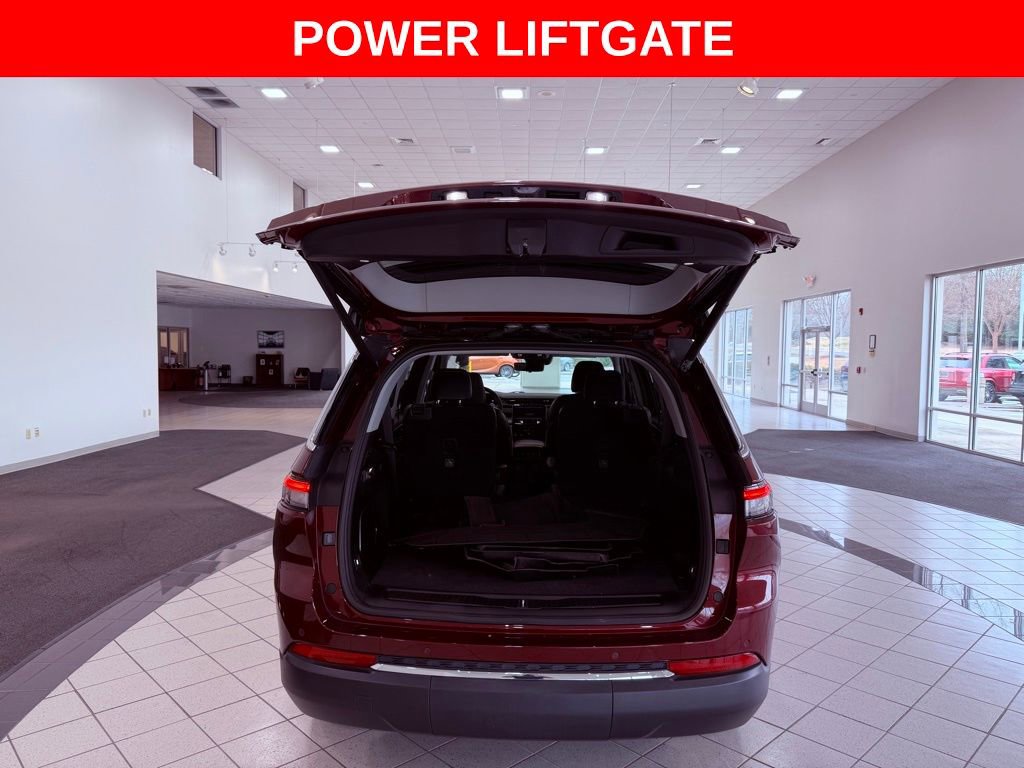 Used 2022 Jeep Grand Cherokee L Limited w/ Luxury Tech Group II image 7