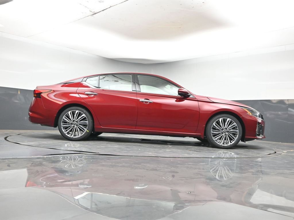 New 2025 Nissan Altima 2.5 SL image 30