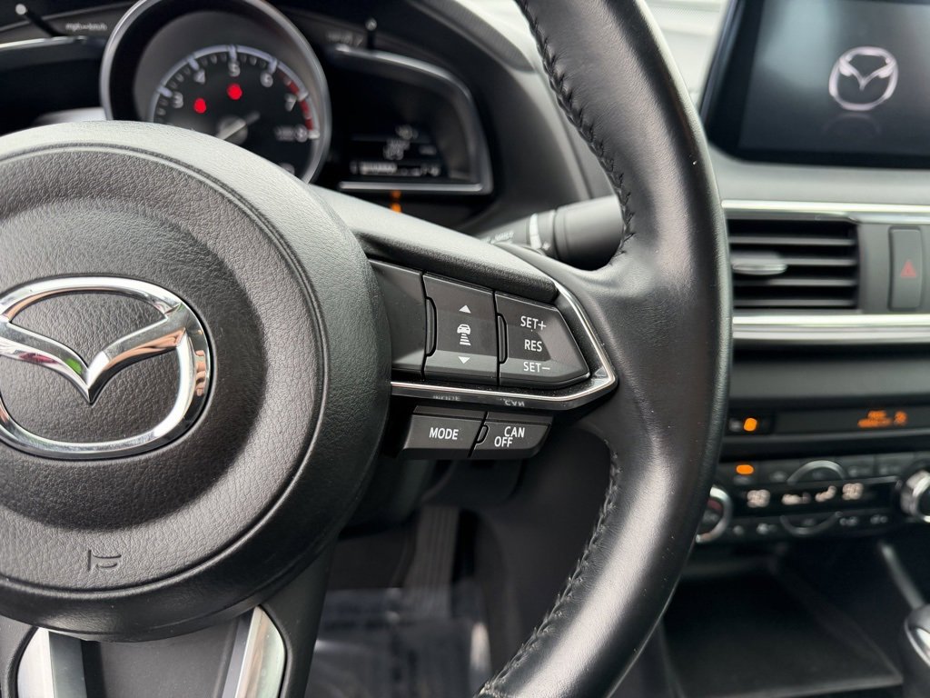 Used 2018 MAZDA MAZDA3 Grand Touring w/ Premium Equipment Package image 19