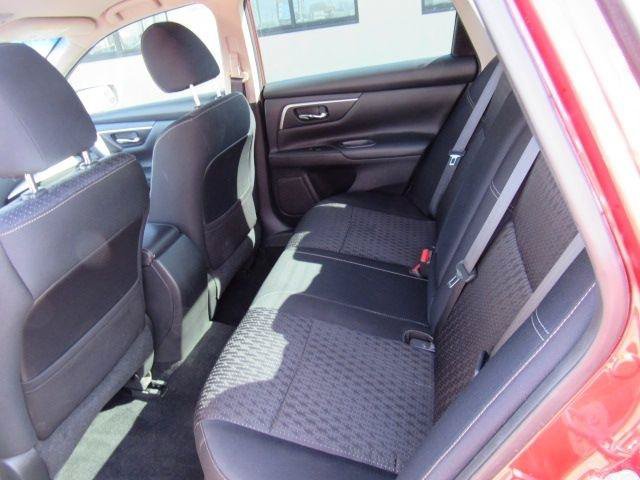 Used 2017 Nissan Altima 2.5 SV FWD image 23