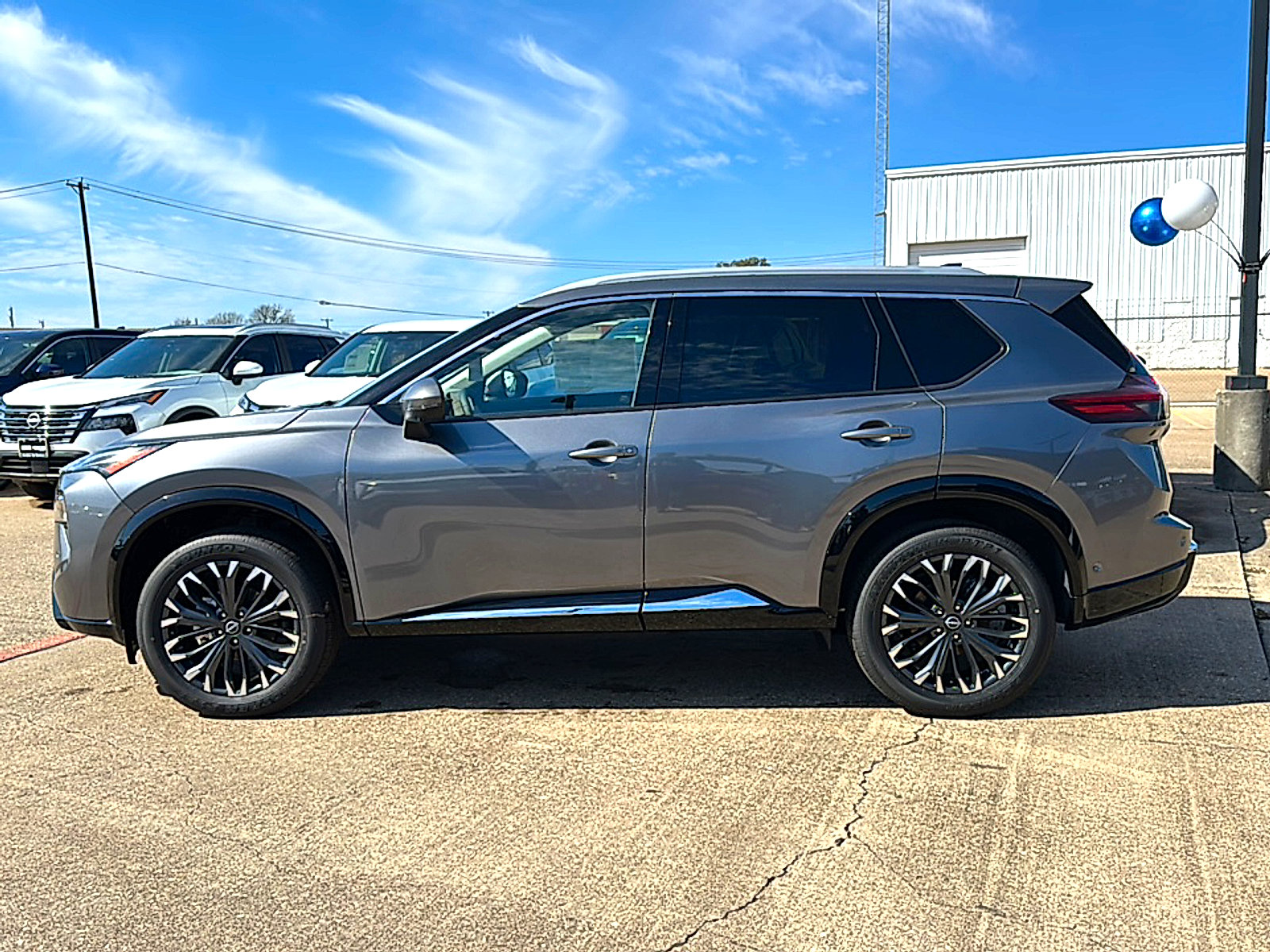 New 2026 Nissan Rogue Platinum w/ Platinum Premium Package image 5