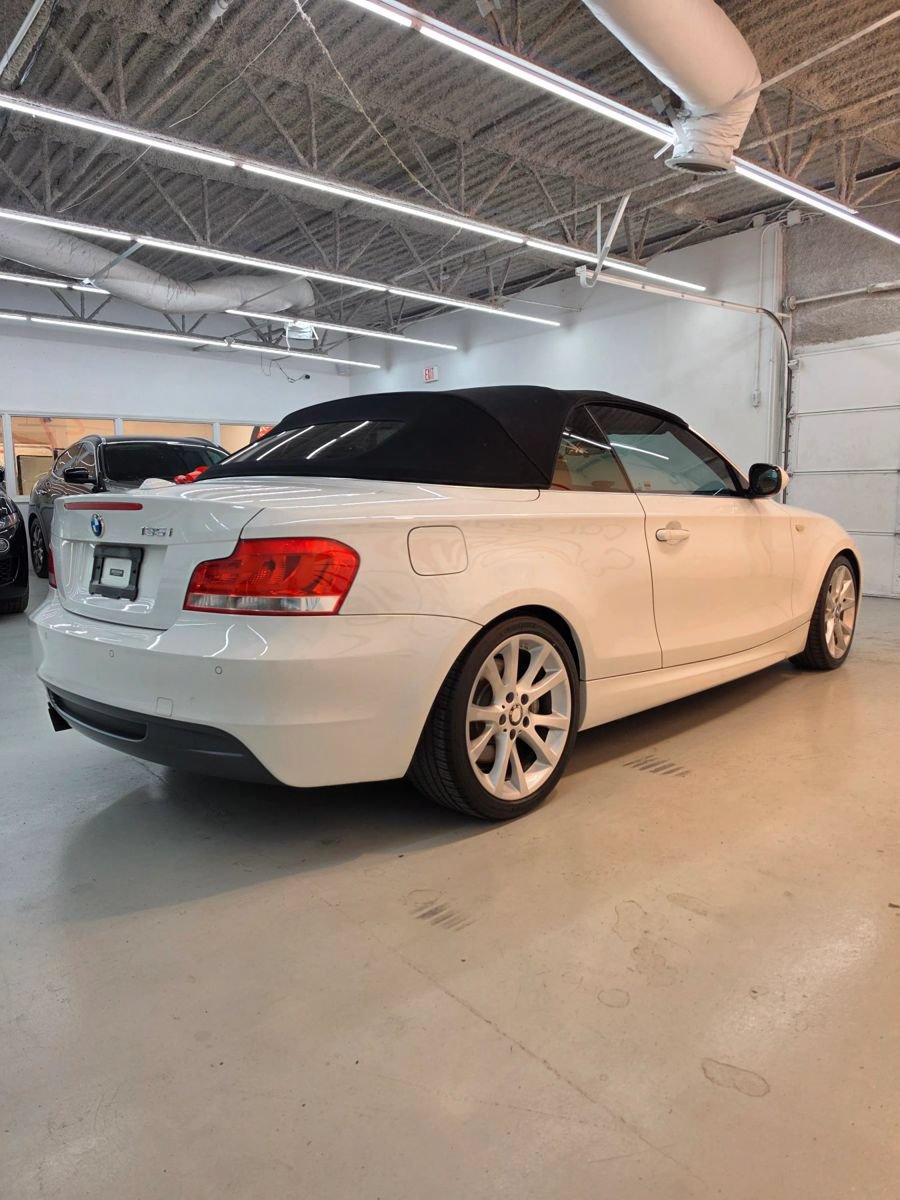 Used 2013 BMW 135i Convertible RWD image 15