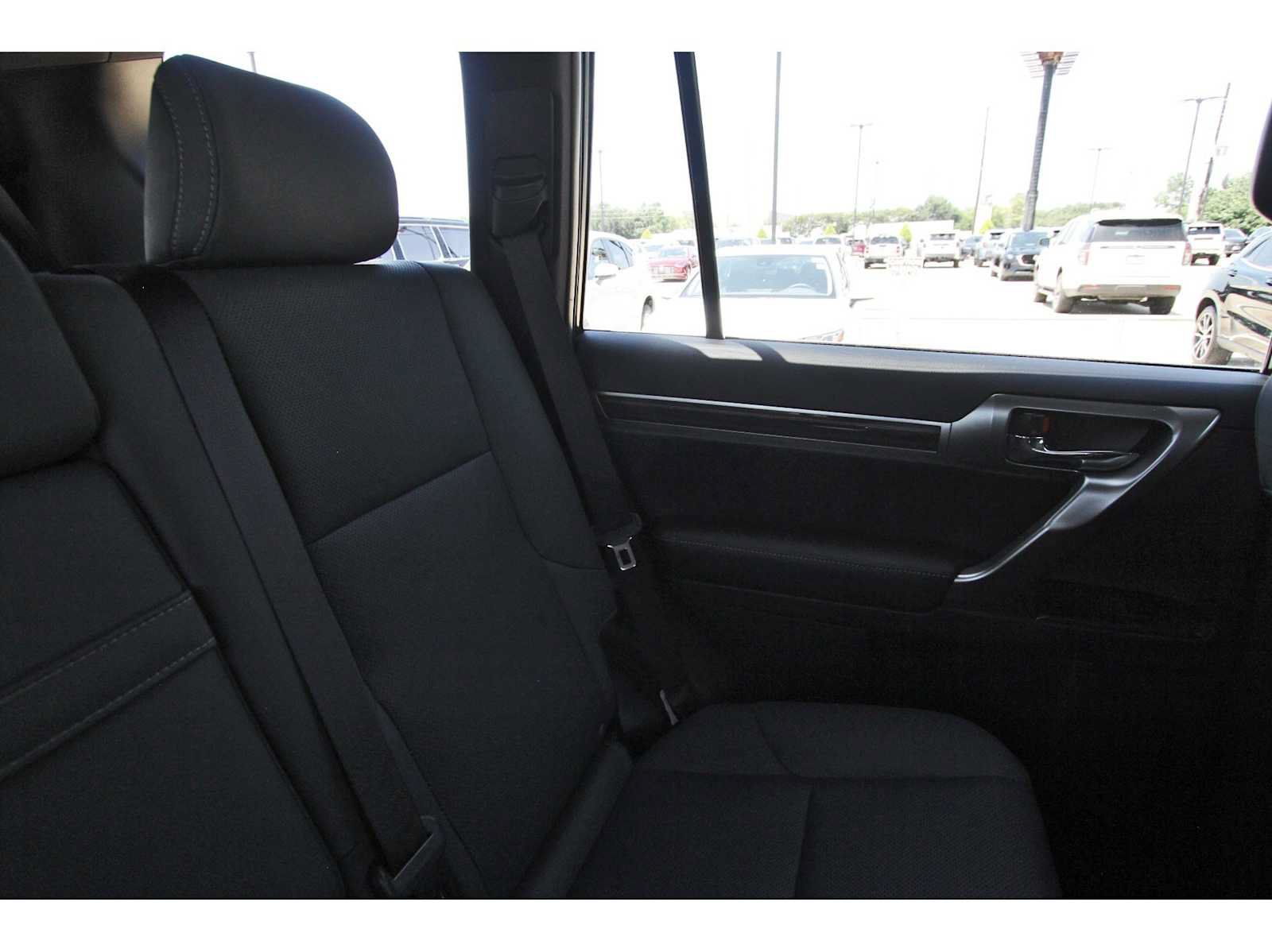 Used 2023 Lexus GX 460 Premium w/ Premium Package AWD/4WD image 10