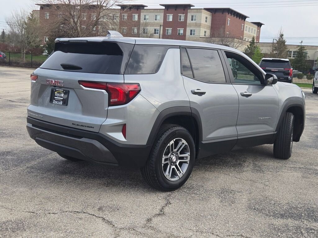 Used 2025 GMC Terrain Elevation AWD/4WD image 12
