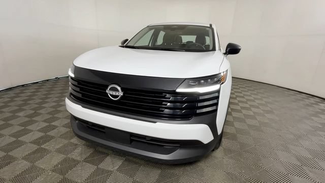 Used 2025 Nissan Kicks S FWD image 11