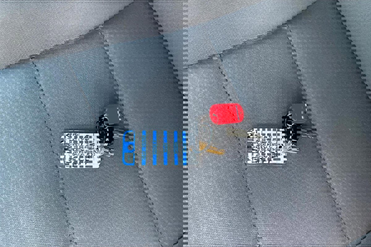 Used 2016 Toyota Tacoma SR image 30