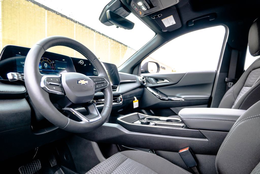 New 2026 Chevrolet Equinox LT AWD/4WD image 5