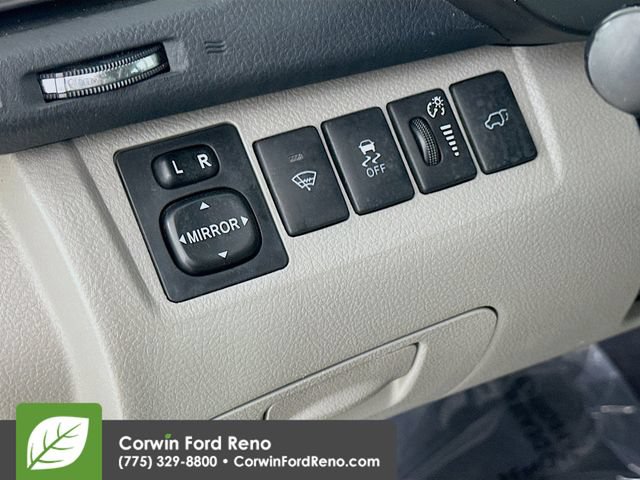 Used 2013 Toyota Highlander Limited AWD/4WD image 10