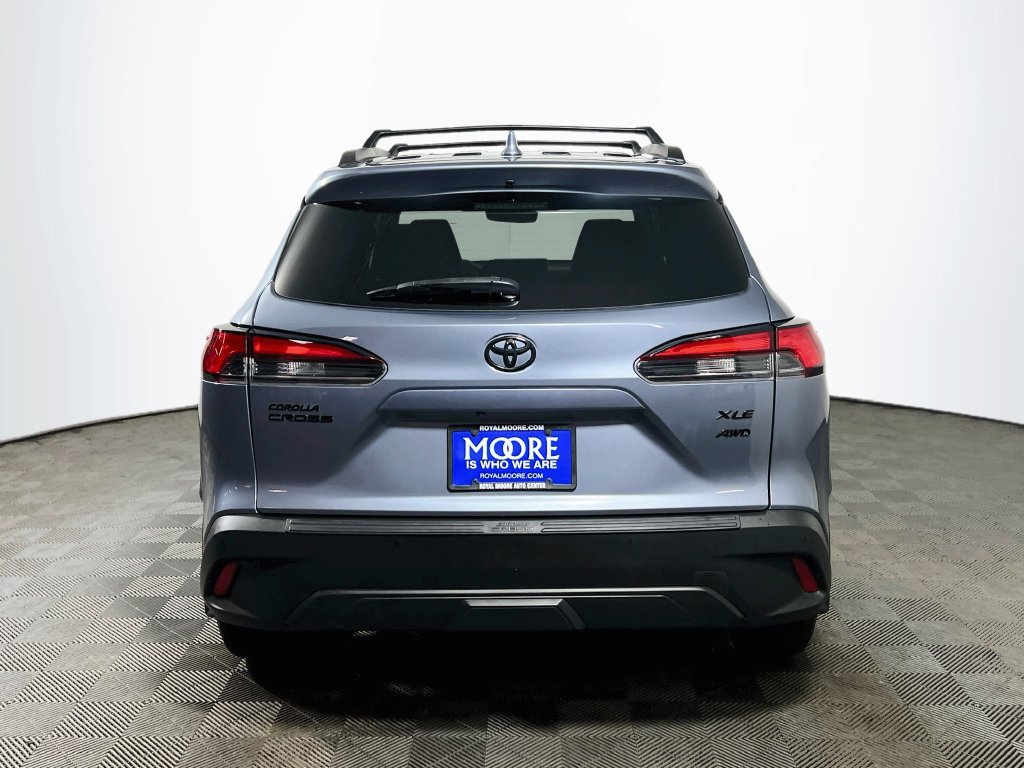 Certified 2022 Toyota Corolla Cross XLE w/ Black Badges Package (TMS) AWD/4WD image 6