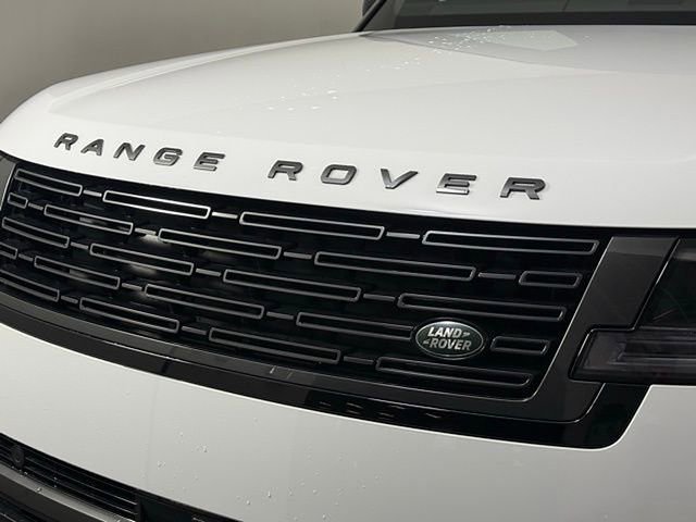 New 2025 Land Rover Range Rover SE image 12