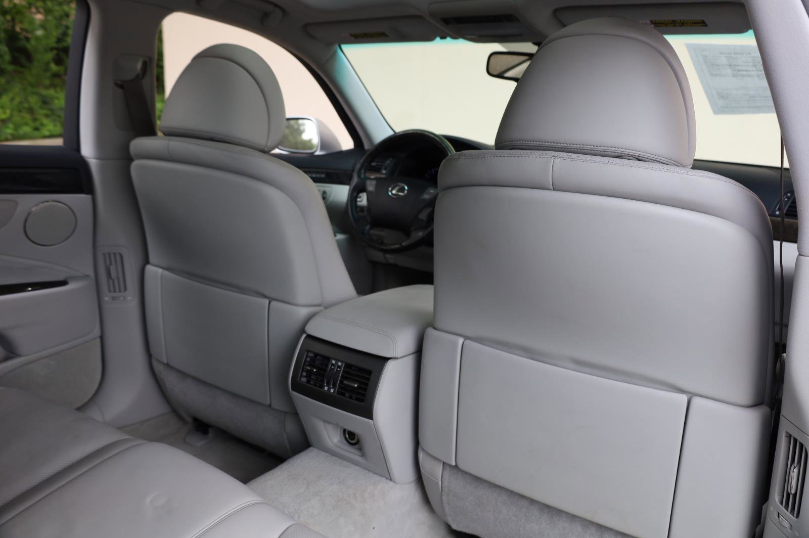 Used 2008 Lexus LS 460 RWD image 25