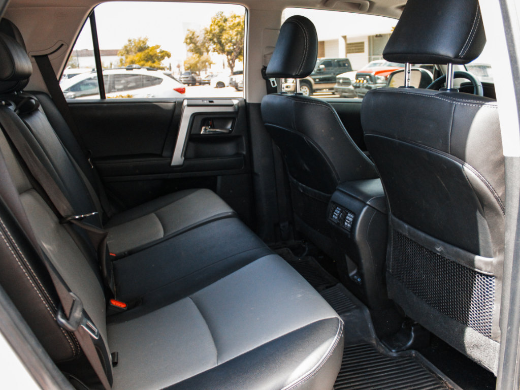 Used 2024 Toyota 4Runner SR5 Premium w/ Moonroof Package AWD/4WD image 28