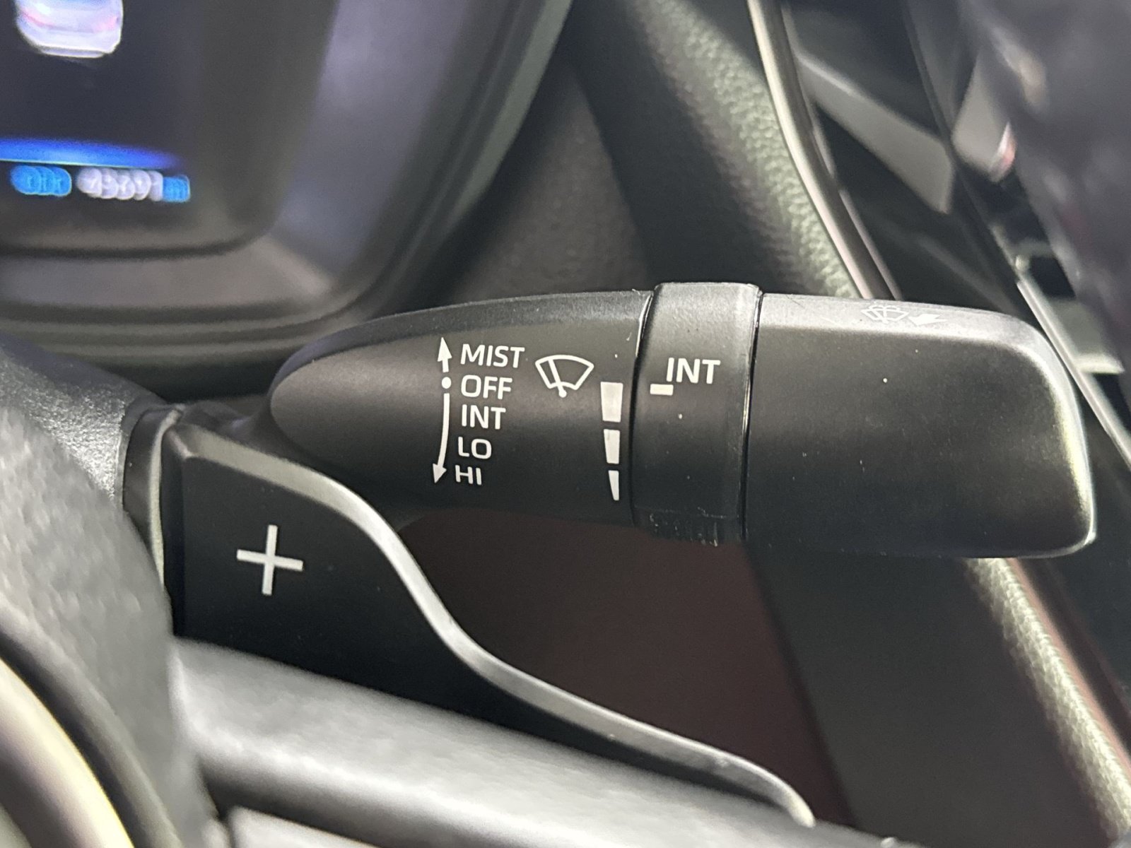 Used 2021 Toyota Corolla SE FWD image 44