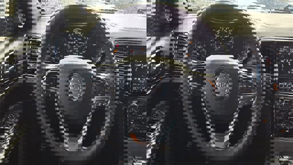 Used 2021 Jeep Grand Cherokee High Altitude image 12