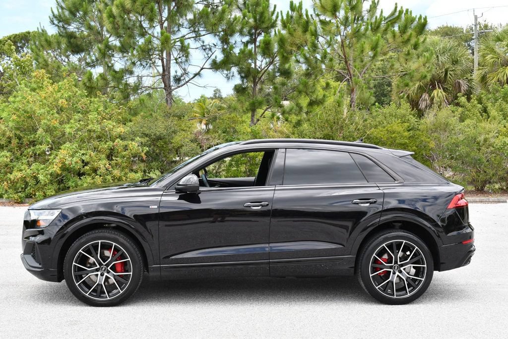 Used 2020 Audi Q8 Premium Plus w/ Premium Plus Package AWD/4WD image 3