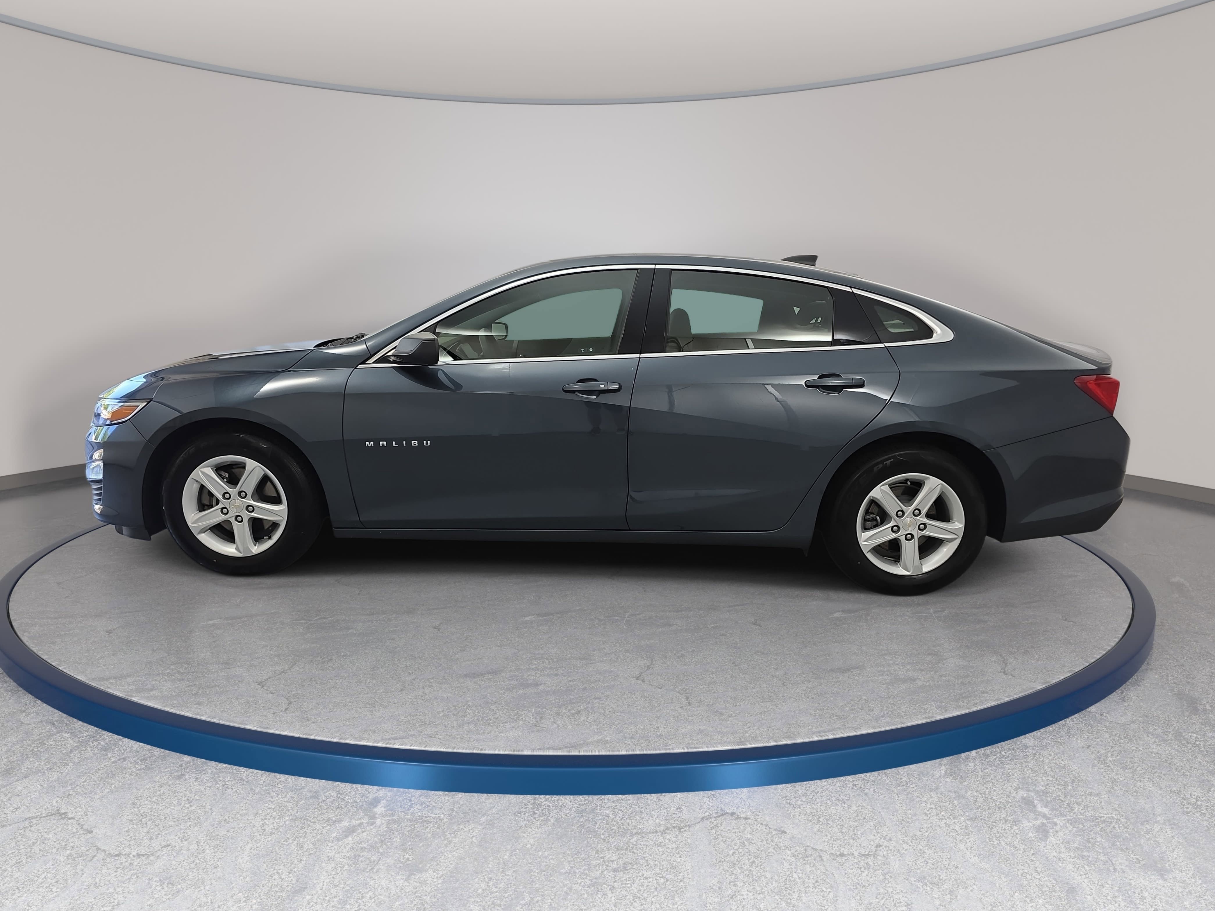 Used 2019 Chevrolet Malibu LS FWD image 8