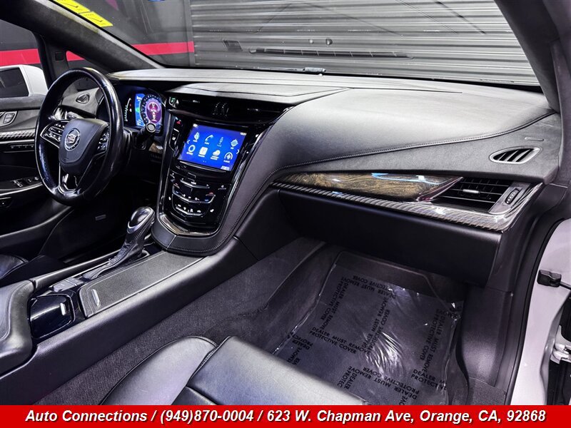 Used 2014 Cadillac ELR w/ Luxury Package FWD image 10