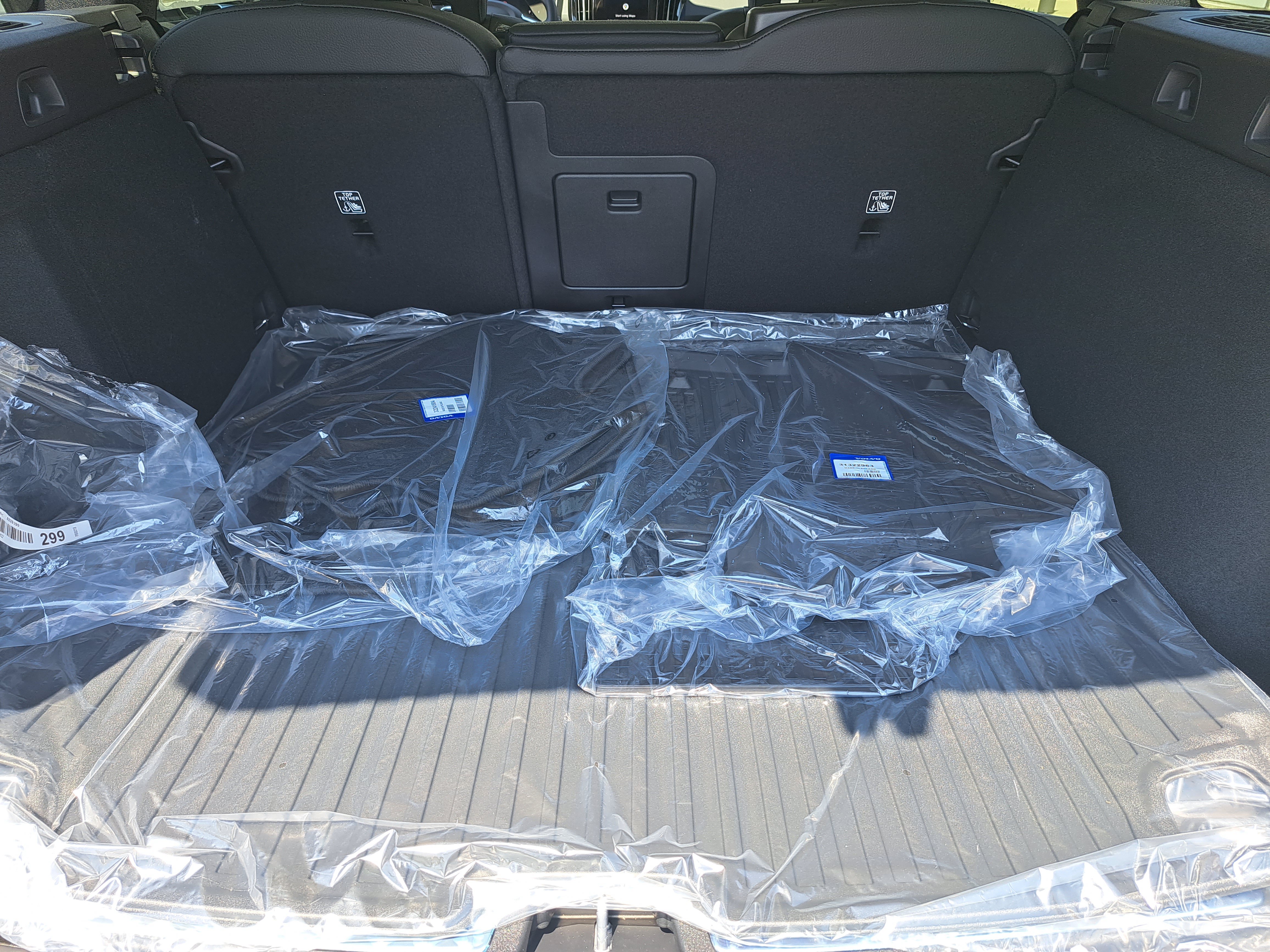 New 2026 Volvo V60 B5 Cross Country Plus w/ Protection Package Premier AWD/4WD image 8