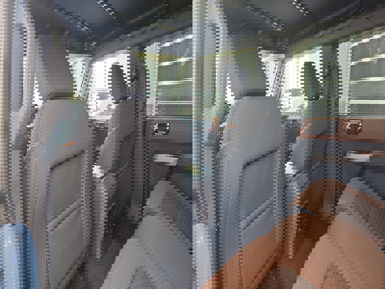 Used 2023 Ford Bronco Outer Banks image 18