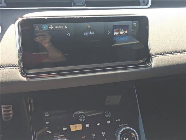 Used 2023 Land Rover Range Rover Evoque R-Dynamic SE image 15