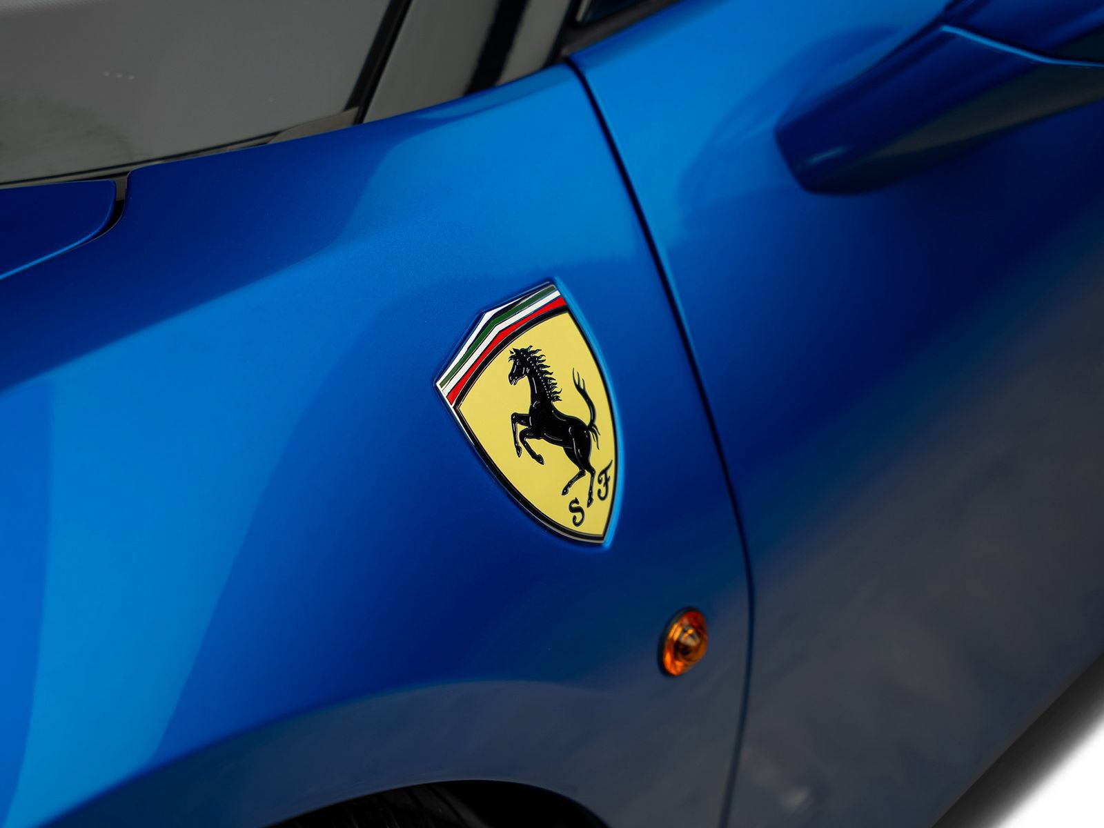 Used 2018 Ferrari 488 Spider RWD image 27