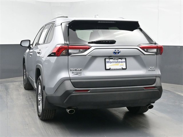 Used 2023 Toyota RAV4 XLE image 16