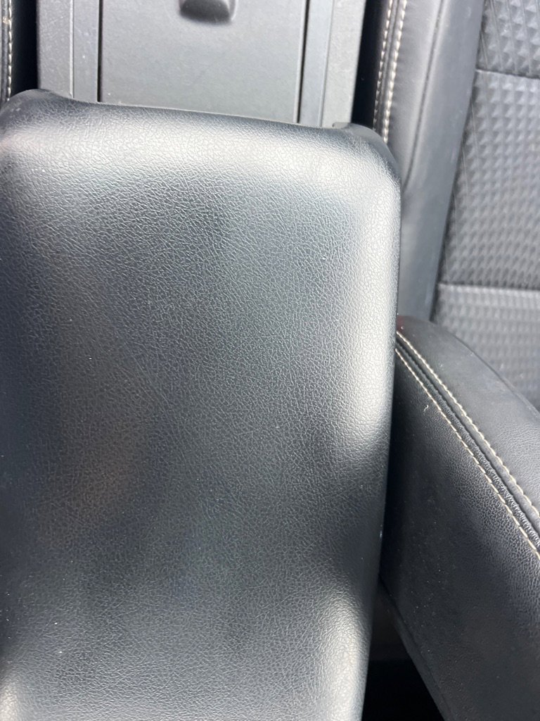 Used 2014 Toyota Camry L image 33