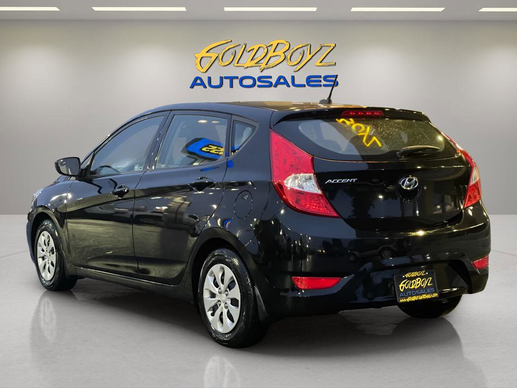 Used 2016 Hyundai Accent SE image 5
