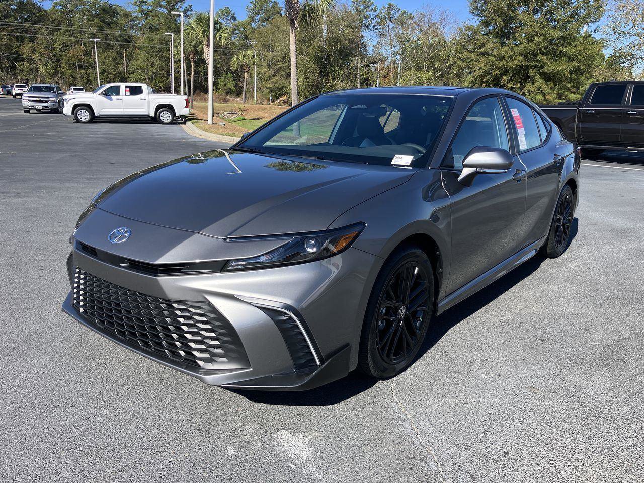 New 2026 Toyota Camry SE image 1