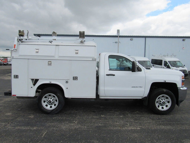 Used 2015 Chevrolet Silverado 3500 W/T RWD image 4