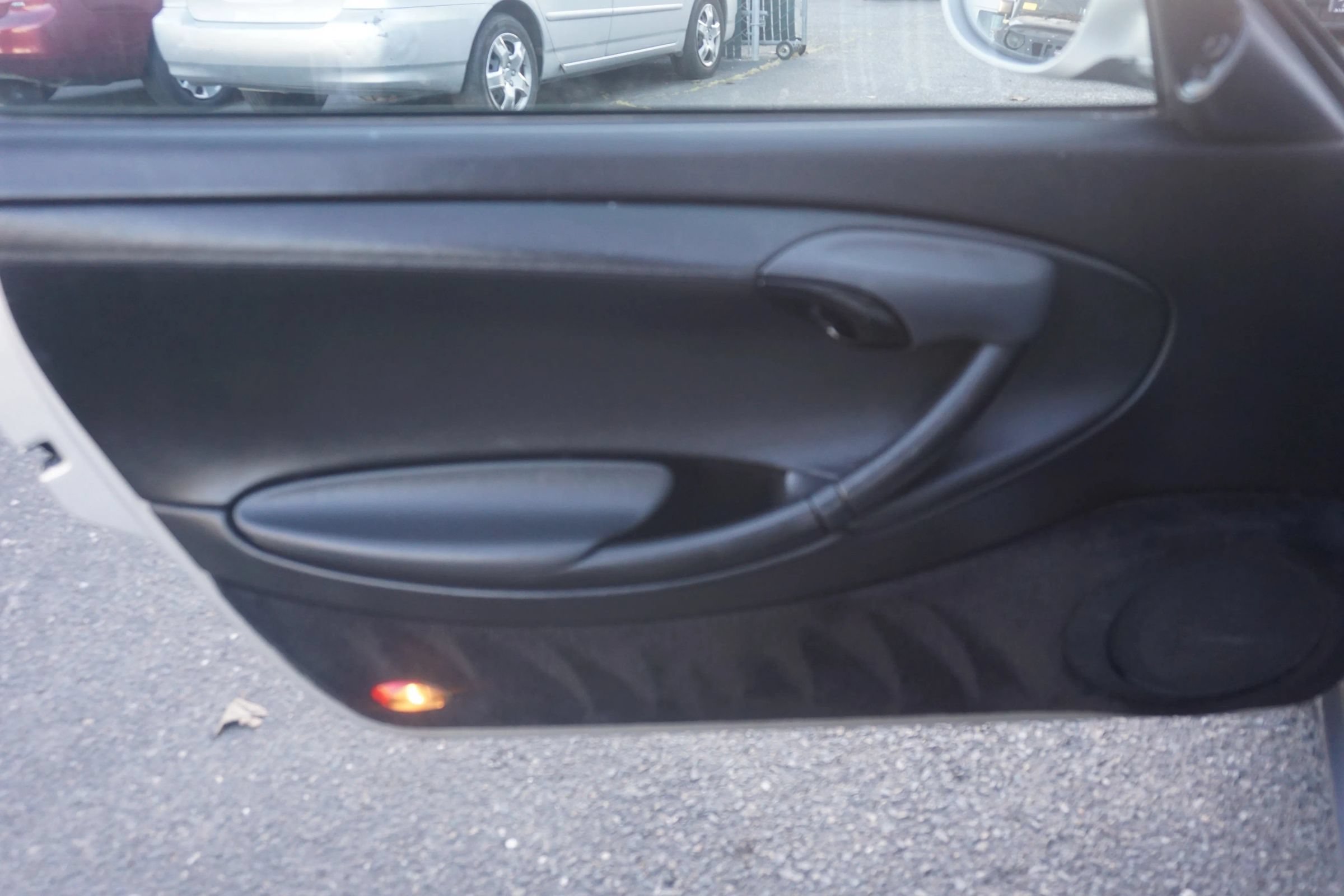 Used 1997 Porsche Boxster RWD image 9
