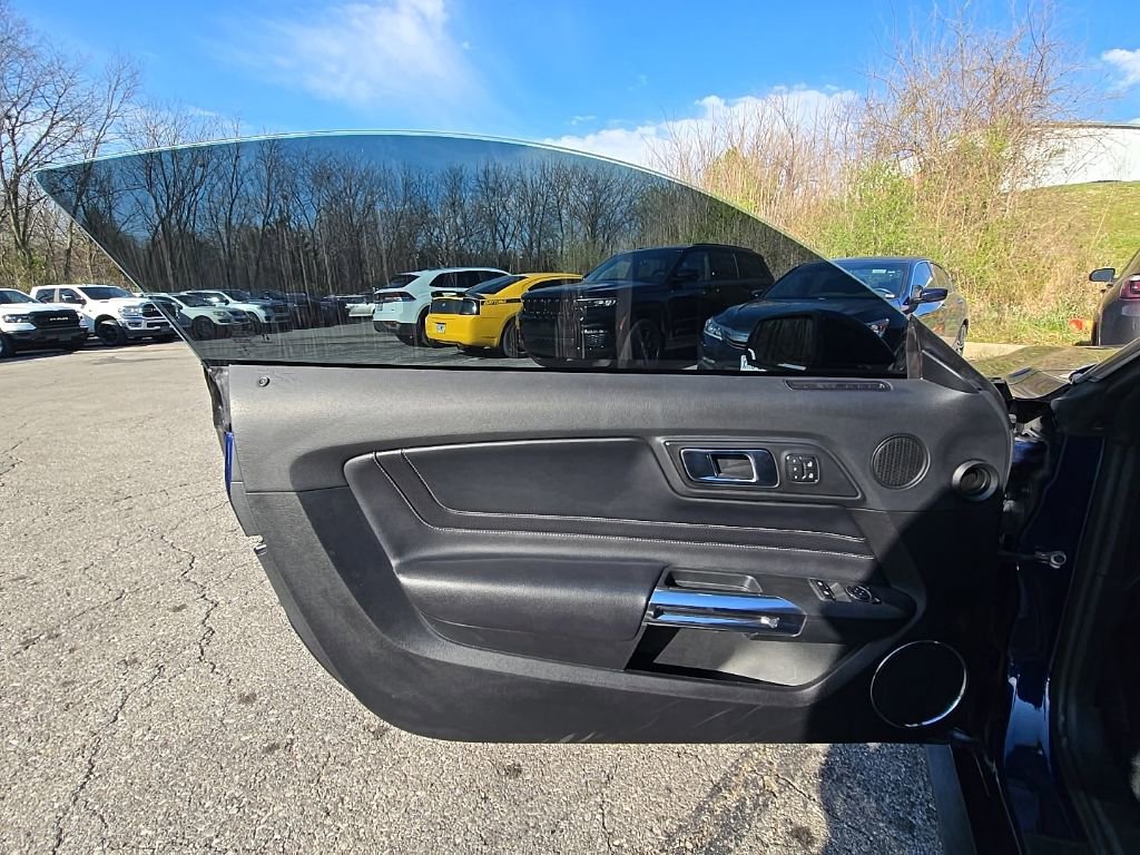 Used 2020 Ford Mustang GT Premium w/ Equipment Group 401A image 21