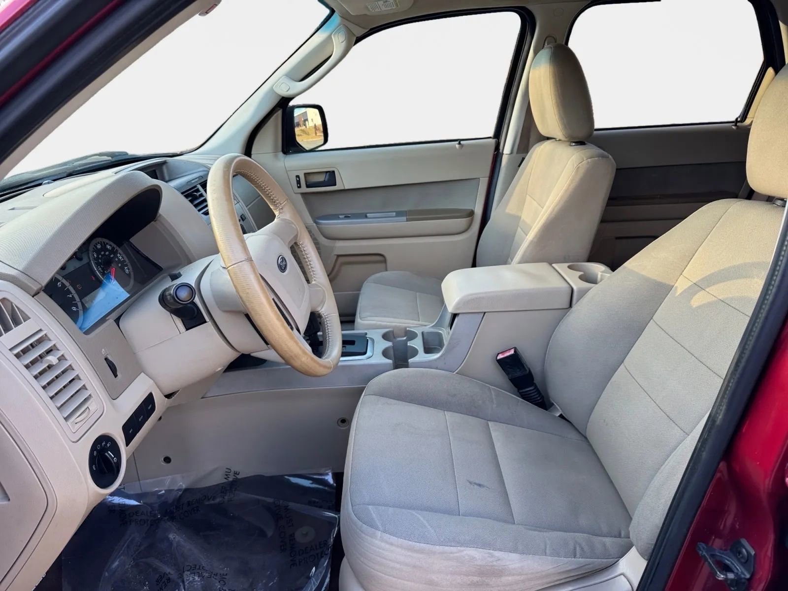 Used 2012 Ford Escape XLT image 9