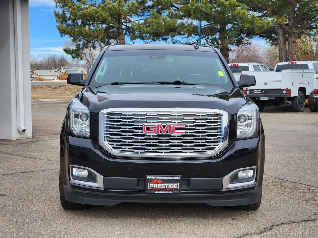 Used 2020 GMC Yukon XL Denali w/ Denali Premium Package image 5