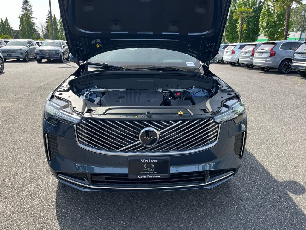 New 2026 Volvo XC90 B5 Core w/ Protection Package AWD/4WD image 29