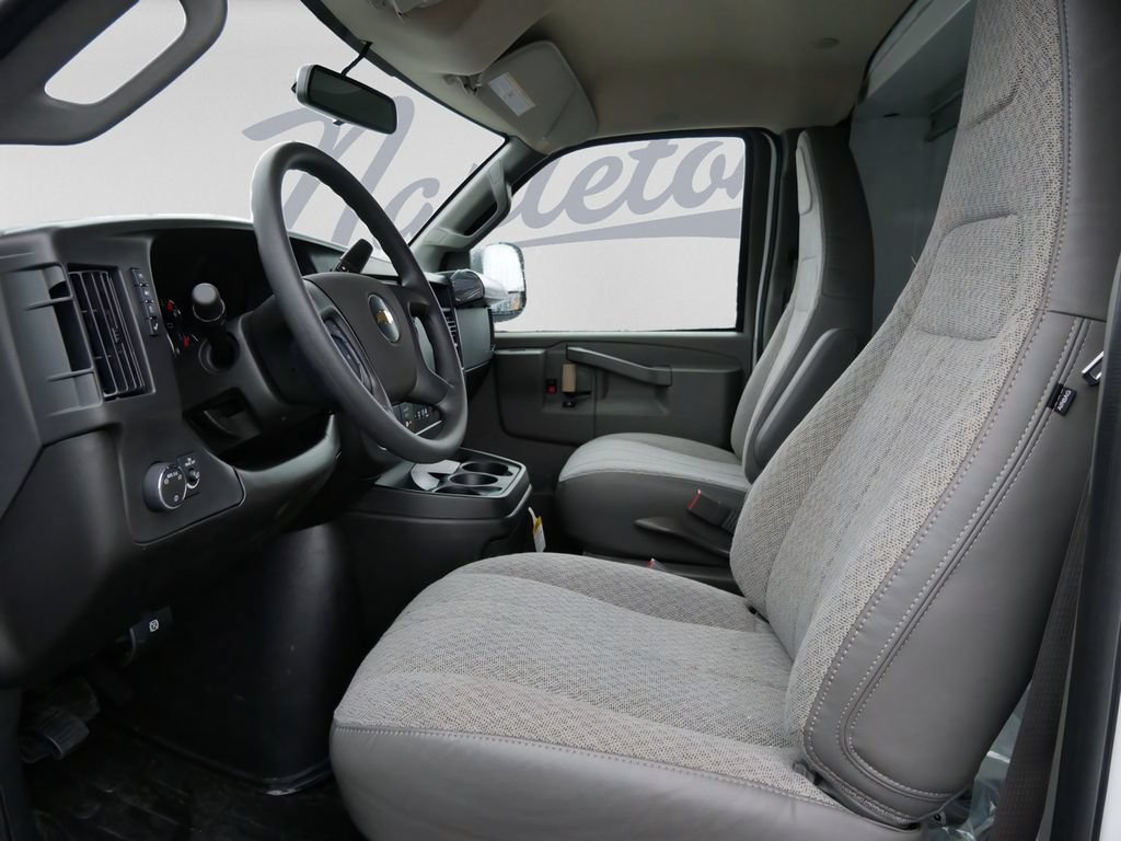 New 2026 Chevrolet Express 3500 w/ Power Convenience Package RWD image 9