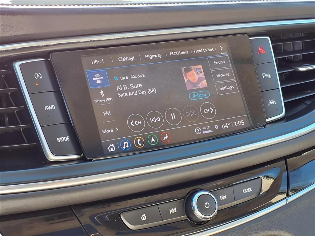 Used 2022 Buick Enclave Avenir w/ Avenir Technology Package image 11